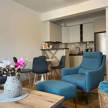 Apartment Oliva 2 *
